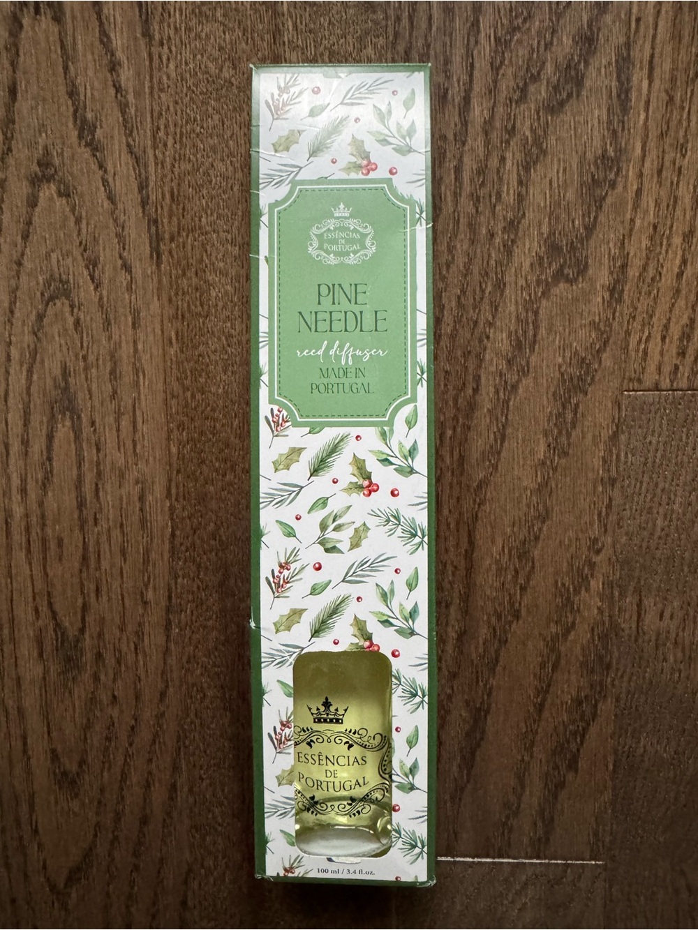 FREE w/purchase - Pine Needle Reed Diffuser